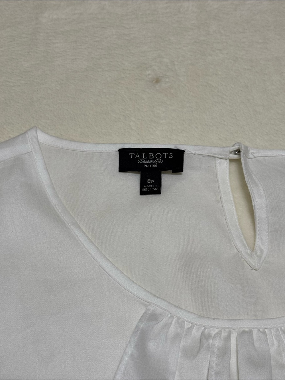 TALBOTS Women's Lightweight Stretch Cotton Tank Top Front Ruffle White Size 8p - Picture 2 of 6